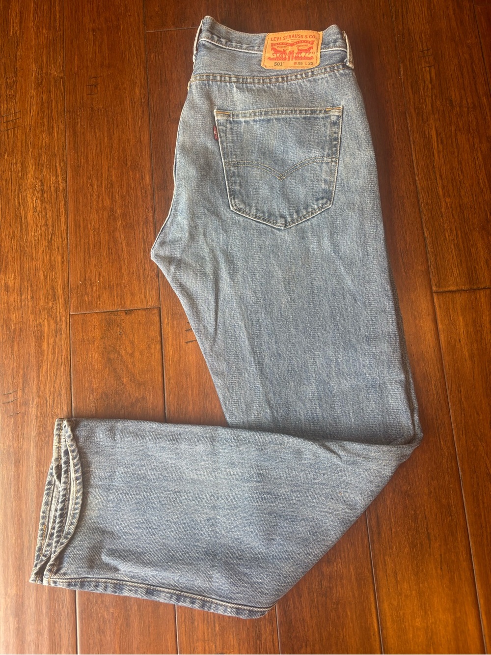 Levi’s 501 denim jeans button fly size 35 x 32
